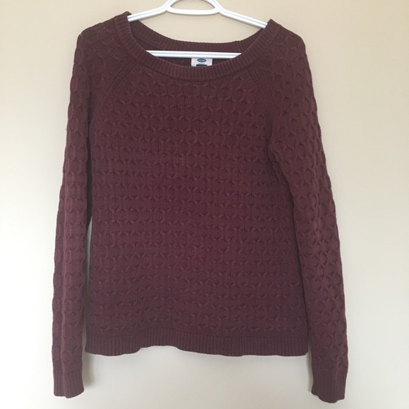 Burgandy sweater - Picture 1 of 3